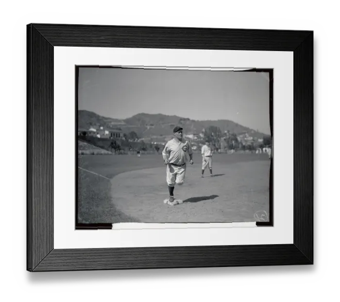 Framed Print : Chicago Cubs Hack Wilson Rounding the Bases Framed Print : Chicago Cubs Hack Wilson Rounding the Bases