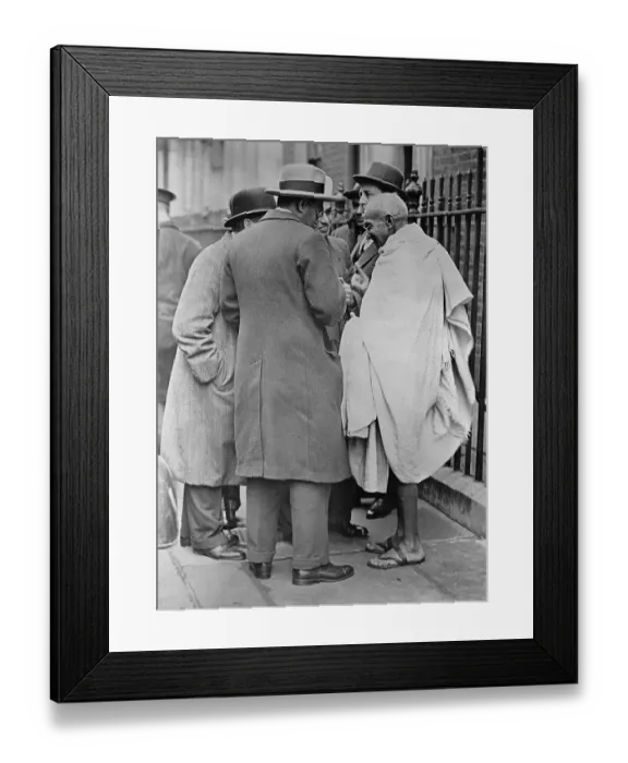 Framed Print : Newsmen Interviewing Mahatma Gandhi Framed Print : Newsmen Interviewing Mahatma Gandhi