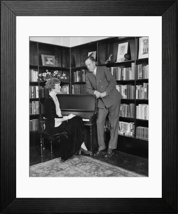 Framed Print : Amelia Earhart Posing with George Putnam Framed Print : Amelia Earhart Posing with George Putnam