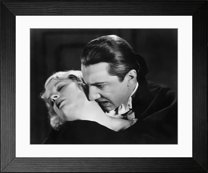Framed Print : Bela Lugosi and Helen Chandler in Dracula Framed Print : Bela Lugosi and Helen Chandler in Dracula