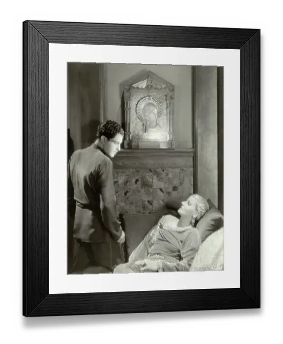 Framed Print : Greta Garbo and Ramon Novarro in Mata Hari Framed Print : Greta Garbo and Ramon Novarro in Mata Hari