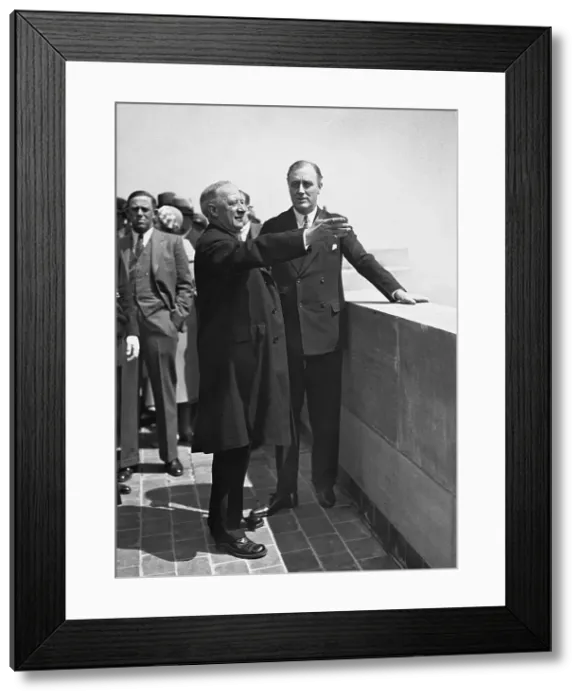 Framed Print : Franklin Delano Roosevelt on Empire State Building Framed Print : Franklin Delano Roosevelt on Empire State Building