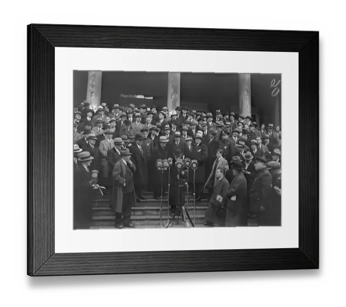 Framed Print : Notre Dame Team Portrait Framed Print : Notre Dame Team Portrait