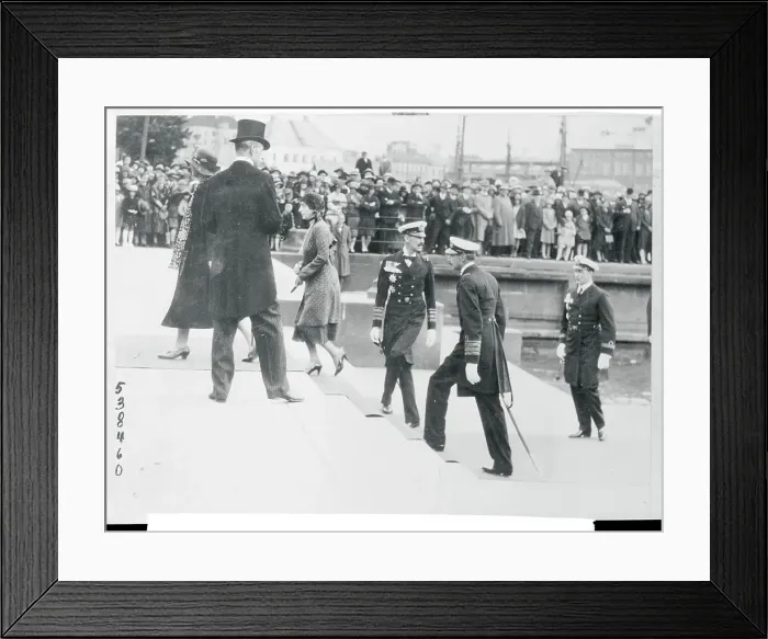 Framed Print : Royal Members Coming Together Framed Print : Royal Members Coming Together