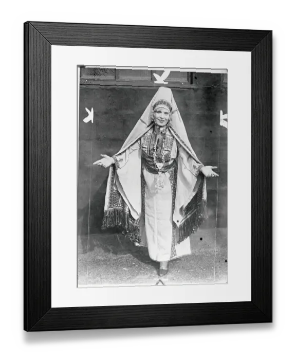 Framed Print : Aimee Semple McPhersonWearing Palestine Dress Framed Print : Aimee Semple McPhersonWearing Palestine Dress