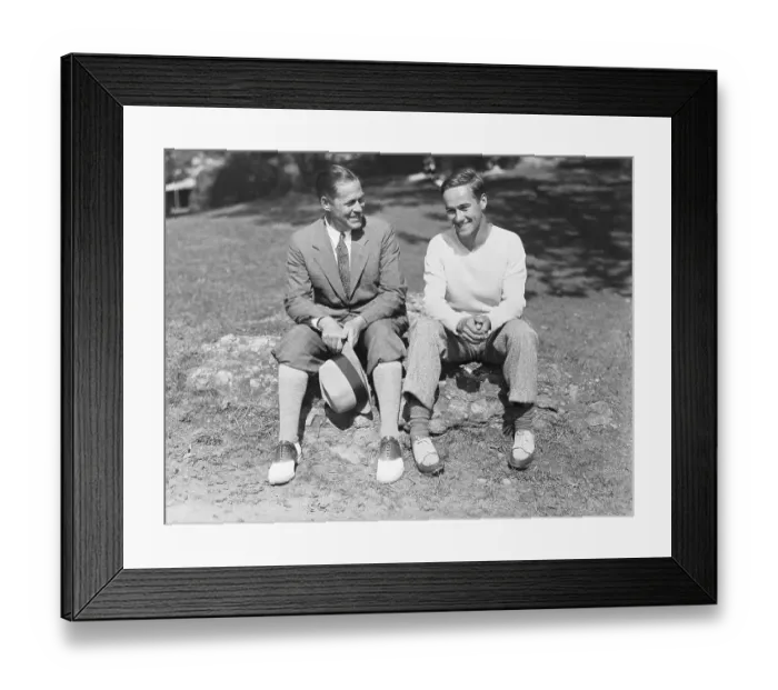 Framed Print : Bobby Jones Chatting with Bobby Jones Framed Print : Bobby Jones Chatting with Bobby Jones