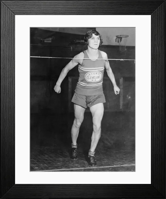 Framed Print : Stella Walsh Heading to Finish Line Framed Print : Stella Walsh Heading to Finish Line