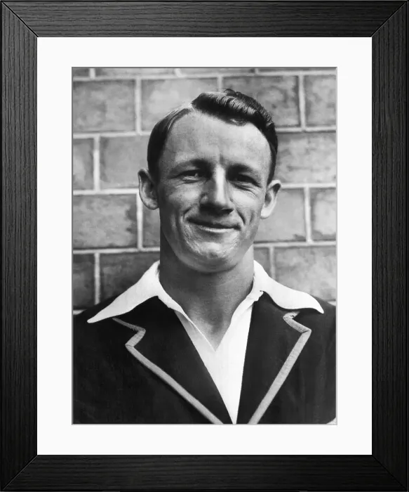 Framed Print : Australian Cricketer Don Bradman Framed Print : Australian Cricketer Don Bradman