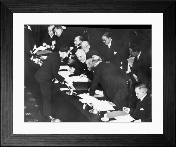 Framed Print : Signing of War Reparations Agreement