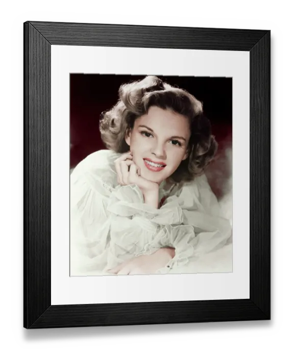 Framed Print : Judy Garland Framed Print : Judy Garland