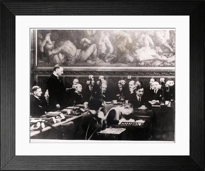 Framed Print : Naval Conference Session in London Framed Print : Naval Conference Session in London
