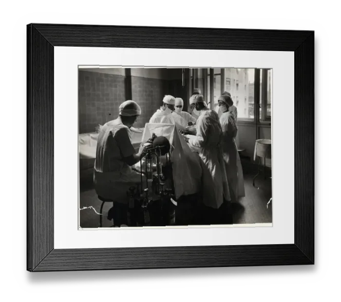 Framed Print : Surgeons Working on Patient Framed Print : Surgeons Working on Patient