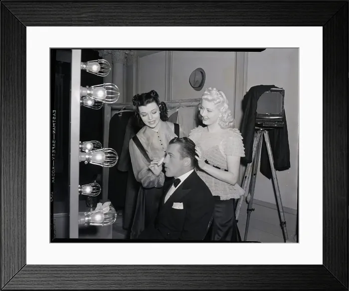 Framed Print : Blonde & Brunette Apply Makeup / Ed Sulliv Framed Print : Blonde & Brunette Apply Makeup / Ed Sulliv