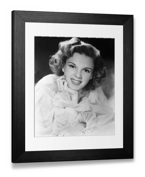 Framed Print : Judy Garland Framed Print : Judy Garland
