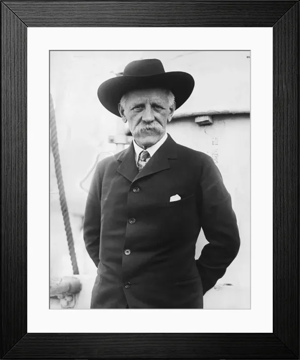 Framed Print : Portrait of Norwegian Explorer Fridtjof Nansen Framed Print : Portrait of Norwegian Explorer Fridtjof Nansen