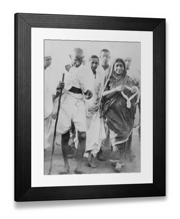 Framed Print : Mahatma Gandhi and Sarojini Naidu During Salt Protest
