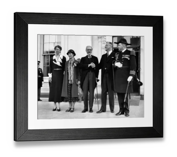 Framed Print : Franklin Delano Roosevelt Greeting Premier MacDonald Framed Print : Franklin Delano Roosevelt Greeting Premier MacDonald