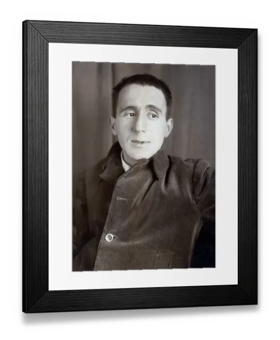 Framed Print : Bertholt Brecht Framed Print : Bertholt Brecht