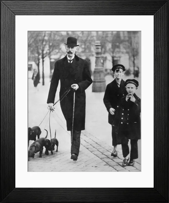 Framed Print : Prince Harold with His Two Sons
