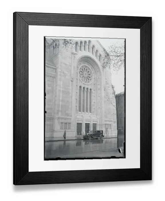Framed Print : Exterior View of the Entrance to the Temple Emanuel Framed Print : Exterior View of the Entrance to the Temple Emanuel