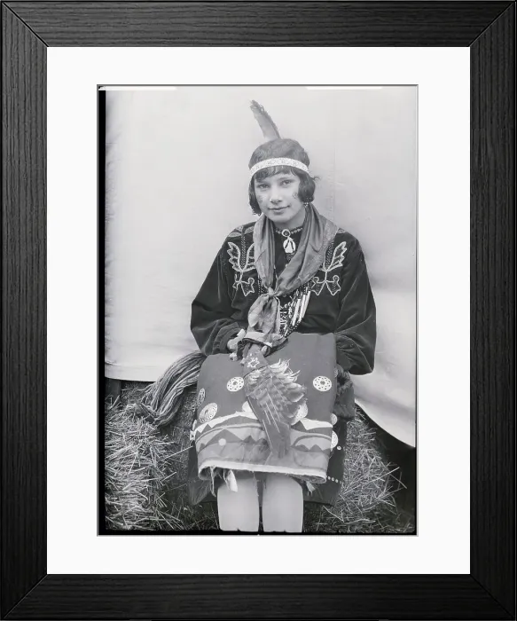Framed Print : Beautiful Indian Girl Framed Print : Beautiful Indian Girl