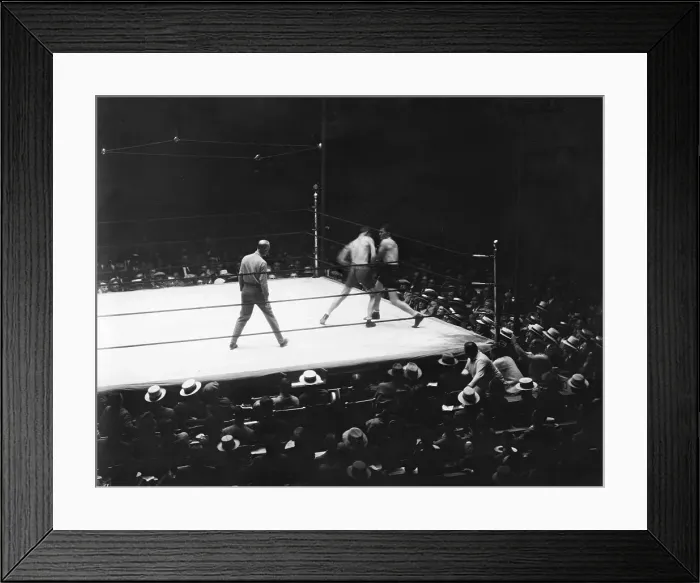 Framed Print : James Braddock Boxing Against Tommy Loughran Framed Print : James Braddock Boxing Against Tommy Loughran