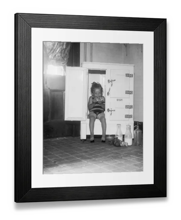 Framed Print : Anna Pilieri Sitting In The Ice Box Framed Print : Anna Pilieri Sitting In The Ice Box