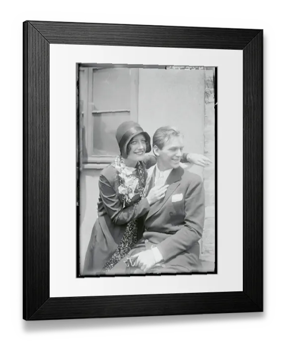 Framed Print : Douglas Fairbanks Jr. and His Bride