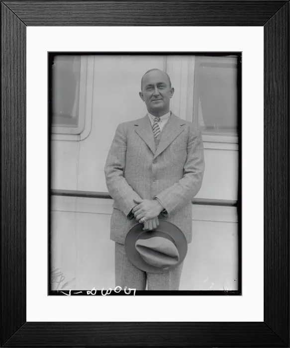 Framed Print : Baseball Great Ty Cobb Returning from Vacation Framed Print : Baseball Great Ty Cobb Returning from Vacation