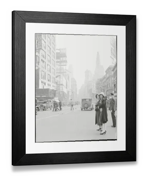 Framed Print : South on Broadway Towards Time Square Framed Print : South on Broadway Towards Time Square