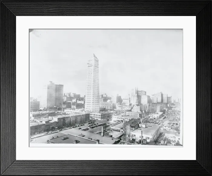 Framed Print : Foshay Tower Framed Print : Foshay Tower