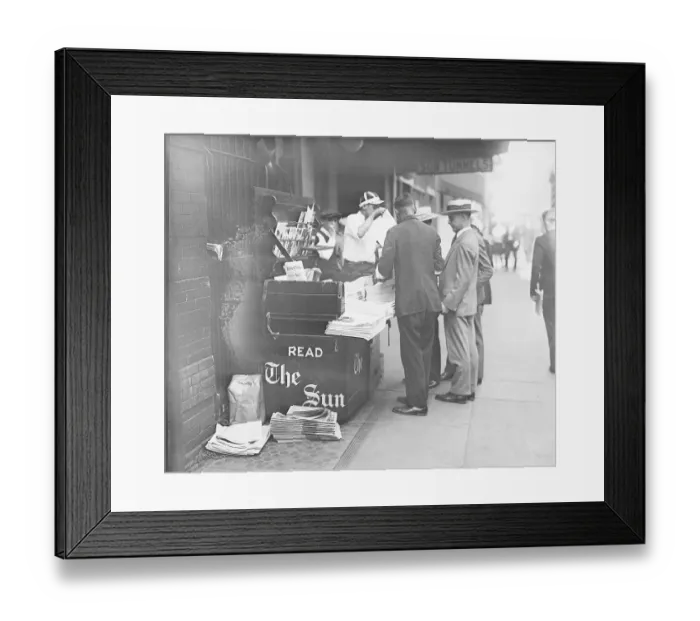 Framed Print : People buying their newspapers at a newspaper stand in New York City Framed Print : People buying their newspapers at a newspaper stand in New York City