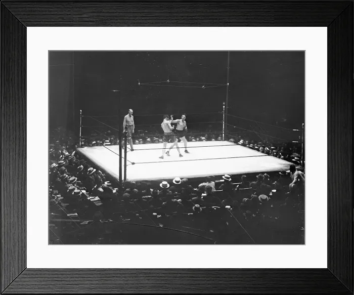 Framed Print : Tuffy Griffiths vs. J.J. Braddock Framed Print : Tuffy Griffiths vs. J.J. Braddock