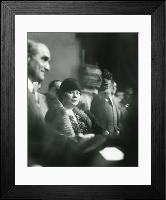 Framed Print : Mae West who is under bail for producing a play that is considered indecent Framed Print : Mae West who is under bail for producing a play that is considered indecent