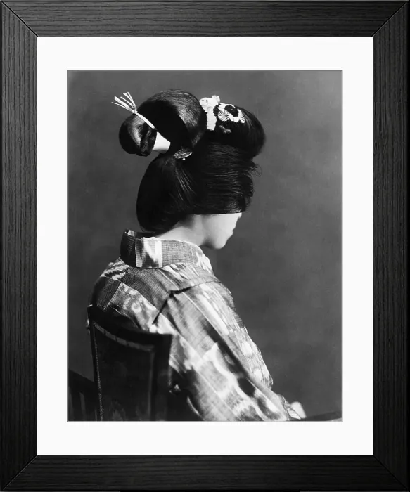 Framed Print : Japanese Woman Wearing a Bunkin-Takashimada Headdress Framed Print : Japanese Woman Wearing a Bunkin-Takashimada Headdress