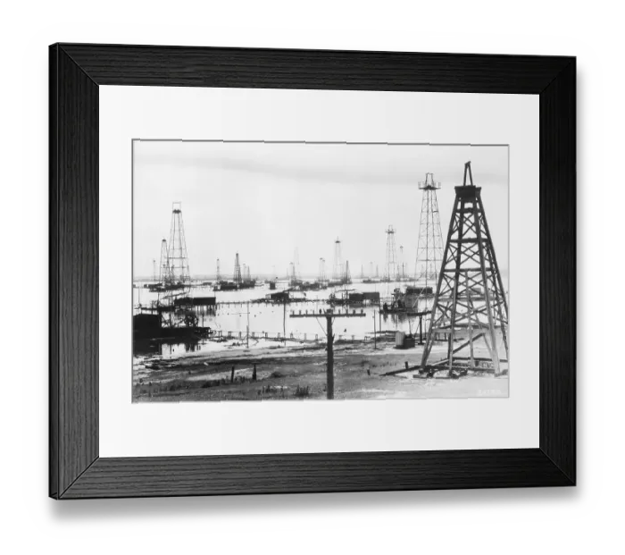 Framed Print : Oil Rigs In Gulf Of Mexico Framed Print : Oil Rigs In Gulf Of Mexico