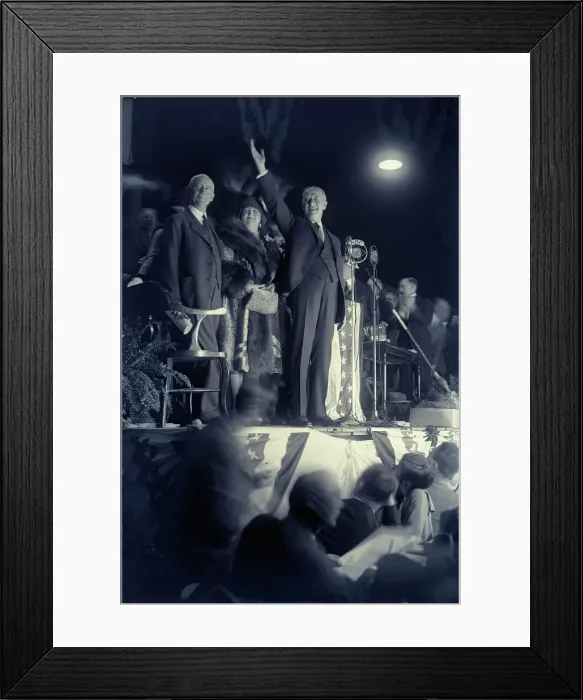 Framed Print : Al Smith Addressing Supporters Framed Print : Al Smith Addressing Supporters