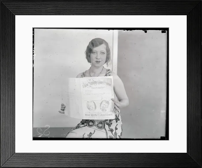Framed Print : Star June Mayor Introducing Sing About Lindbergh Framed Print : Star June Mayor Introducing Sing About Lindbergh