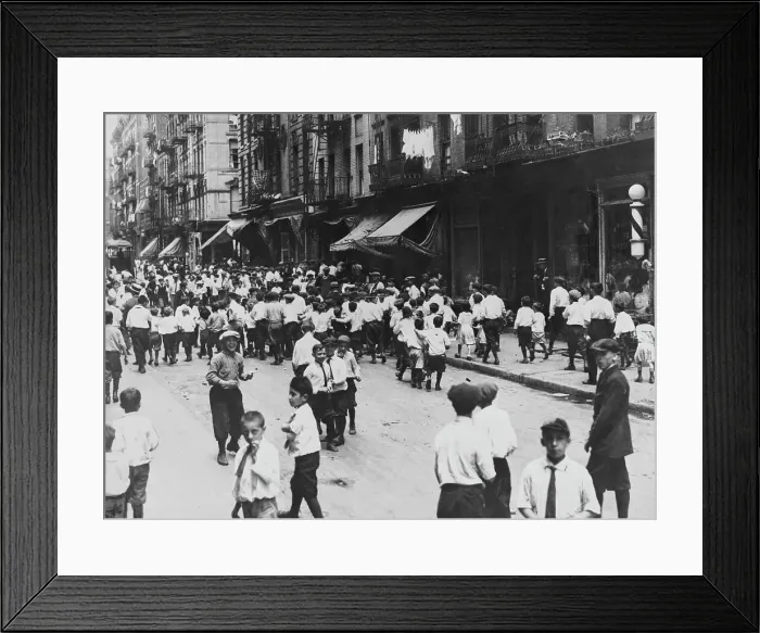 Framed Print : New York City Street Scene Framed Print : New York City Street Scene
