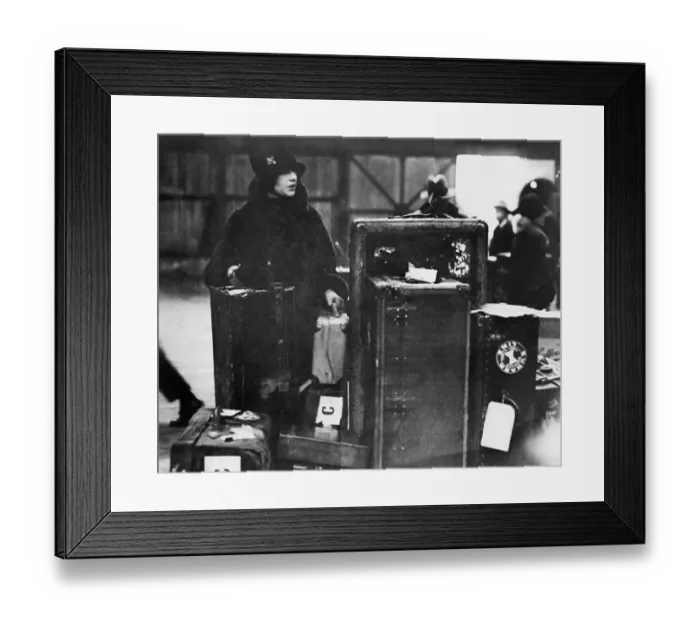 Framed Print : Countess Von Salm Arrives in England Framed Print : Countess Von Salm Arrives in England
