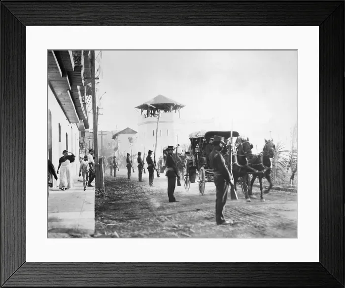 Framed Print : U.S. Troops Entering Managua