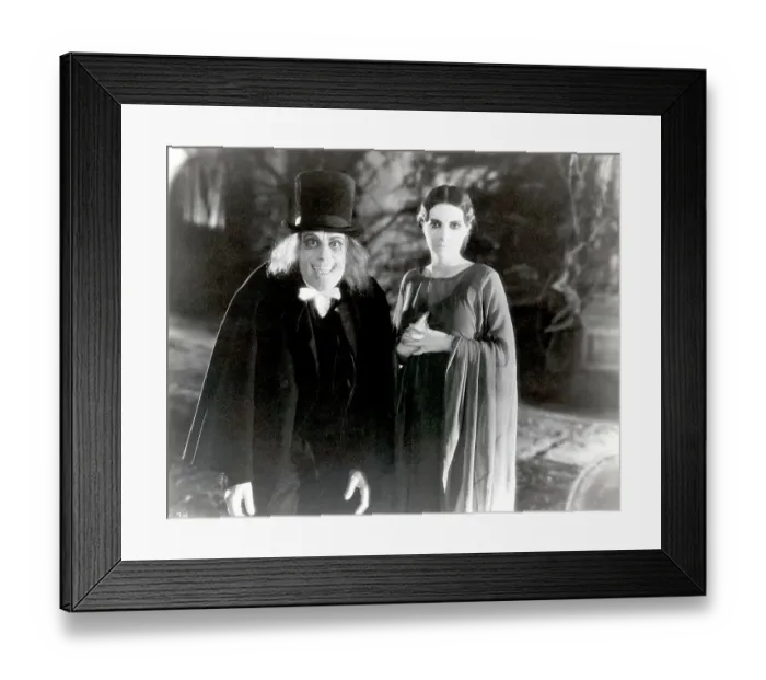 Framed Print : Lon Chaney and Edna Tichenor in London After Midnight Framed Print : Lon Chaney and Edna Tichenor in London After Midnight