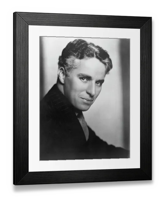 Framed Print : Charlie Chaplin Framed Print : Charlie Chaplin