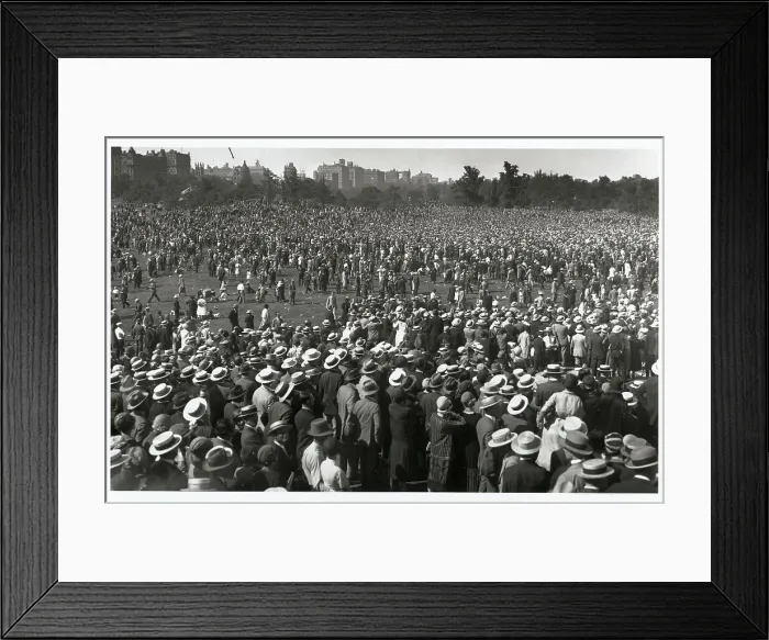 Framed Print : View of Mass of People Waiting for Lindbergh Framed Print : View of Mass of People Waiting for Lindbergh