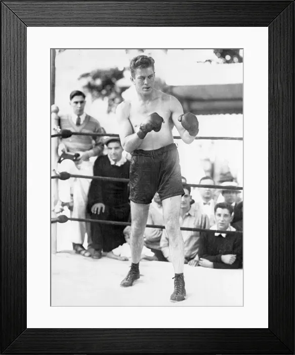 Framed Print : Gene Tunney In Fight Pose In Ring Framed Print : Gene Tunney In Fight Pose In Ring