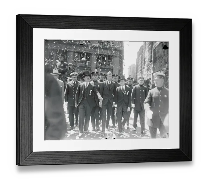 Framed Print : LIndberg Heading For Park Framed Print : LIndberg Heading For Park