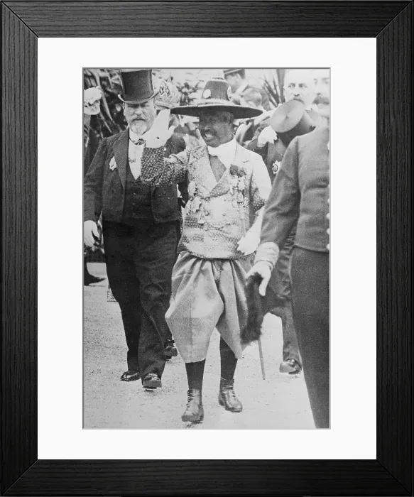 Framed Print : King Sisowath with Colleagues Framed Print : King Sisowath with Colleagues