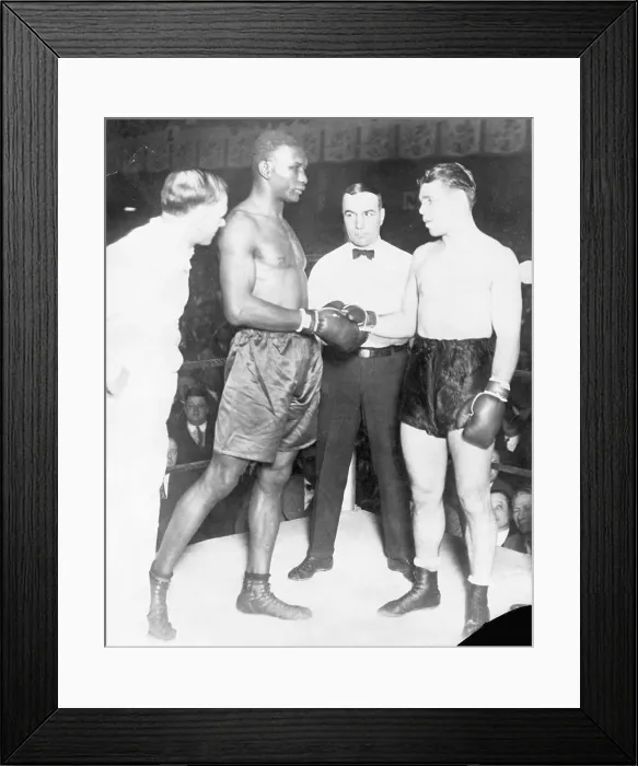 Framed Print : Tiger Flowers &Mickey Walker Shake Hands Framed Print : Tiger Flowers &Mickey Walker Shake Hands