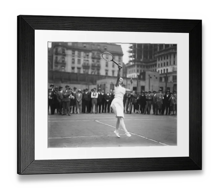 Framed Print : Suzanne Lenglen Playing Tennis