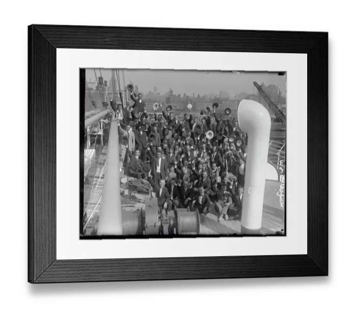 Framed Print : Italian War Veterans Arriving in America Framed Print : Italian War Veterans Arriving in America